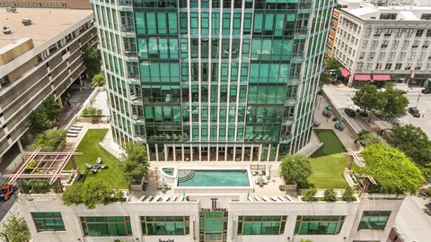 $950,000 | 500 Throckmorton Street, Unit 3503, Fort Worth, TX 76102