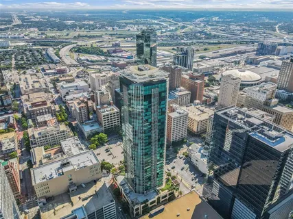 $950,000 | 500 Throckmorton Street, Unit 3503, Fort Worth, TX 76102