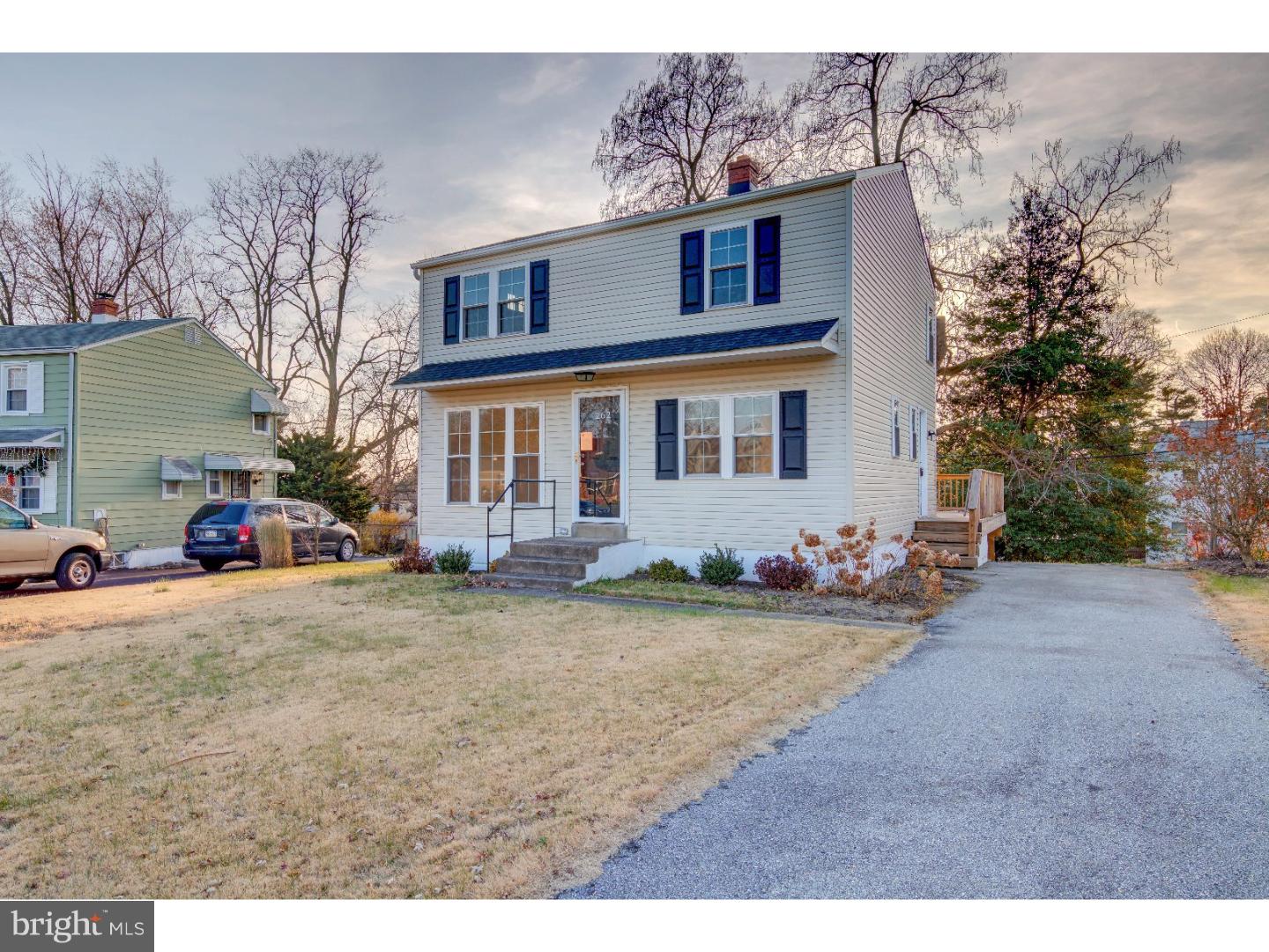262 West Roland Road Brookhaven, PA 19015 - Photo 1 of 24 Gallery Image 1