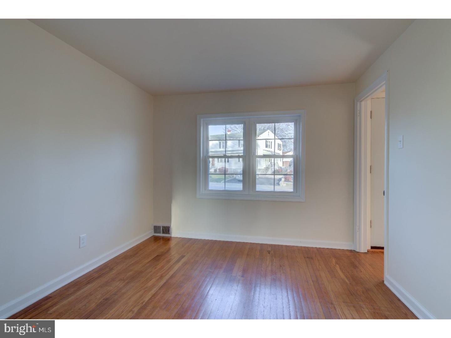 262 West Roland Road Brookhaven, PA 19015 - Photo 12 of 24 Gallery Image 12