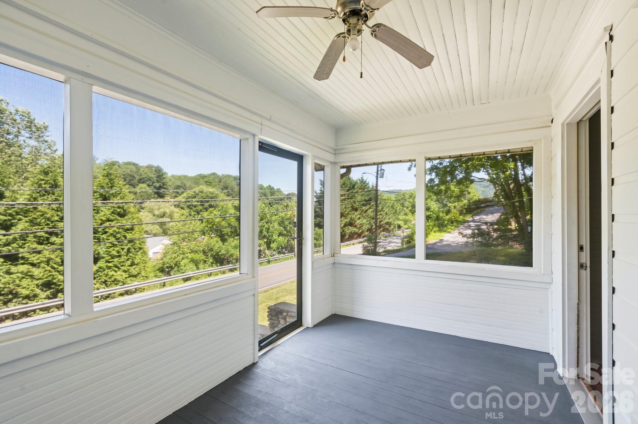 441 Main Street Clyde, NC 28721 - Photo 28 of 44