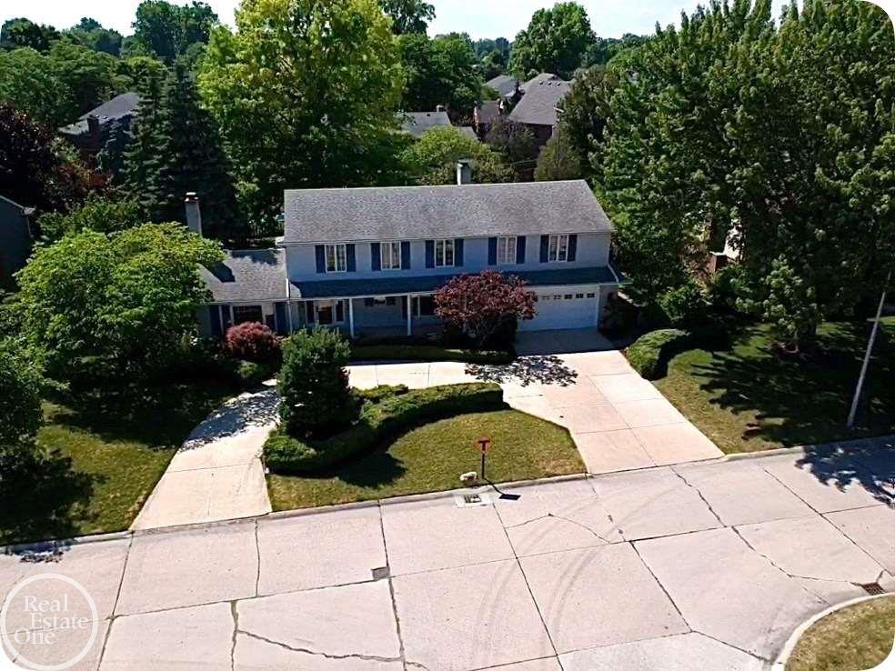 747 Ballantyne Road Grosse Pointe Shores, MI 48236 - Photo 44 of 46