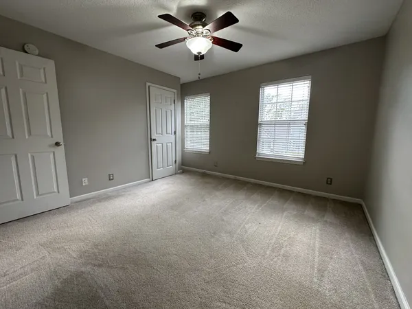 $1,050 | 122 Alexander Boulevard, Clarksville, TN 37040