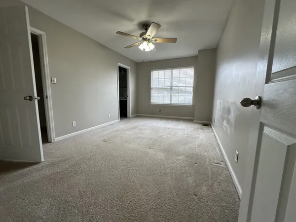 $1,050 | 122 Alexander Boulevard, Clarksville, TN 37040