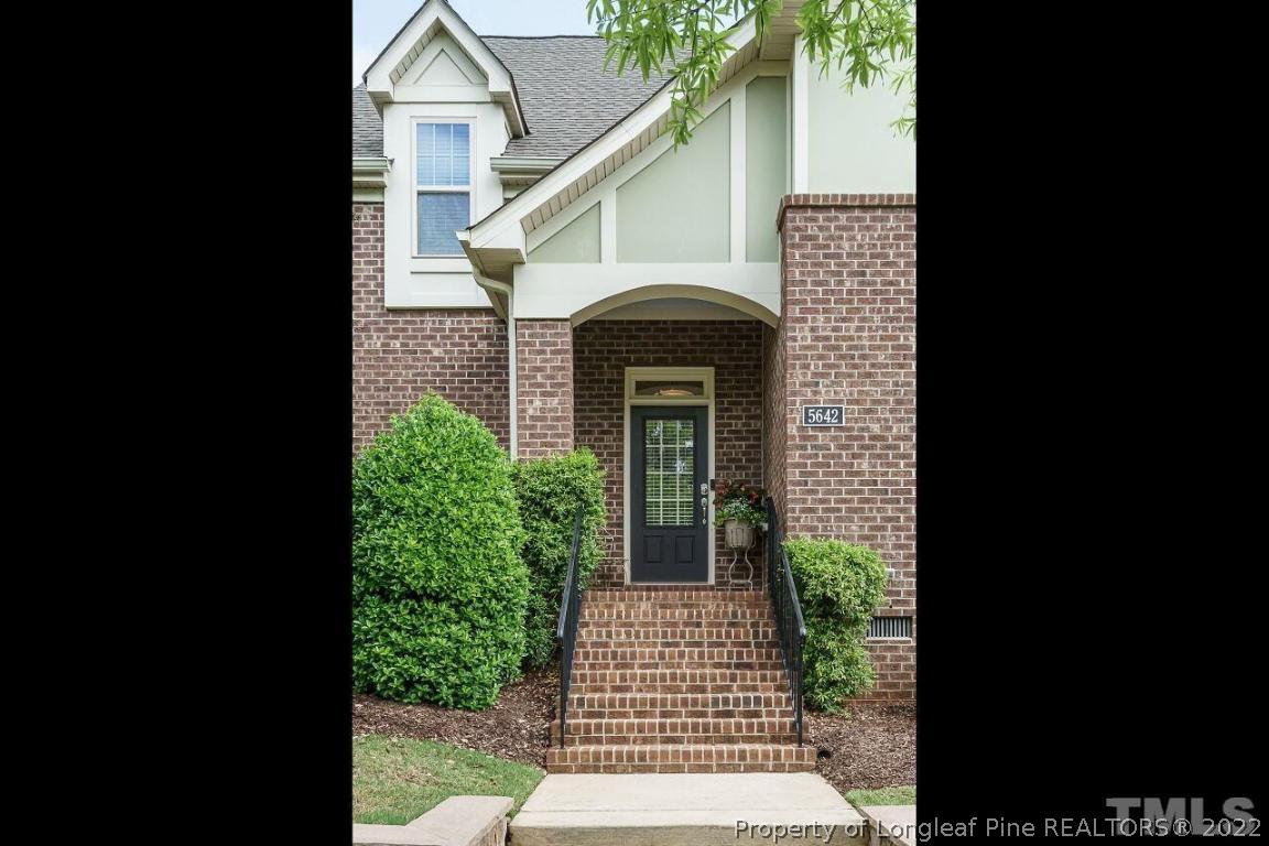 5642 Wade Park Boulevard Raleigh, NC 27607 - Photo 3 of 40 Gallery Image 3