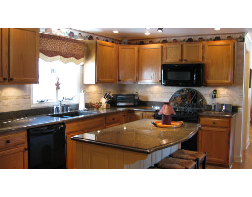 353 Pleasantdale Road Rutland, MA 01543 - Photo 7 of 30