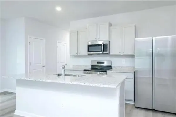 $256,900 | 141 Village Green Drive Northwest, Adairsville, GA 30103