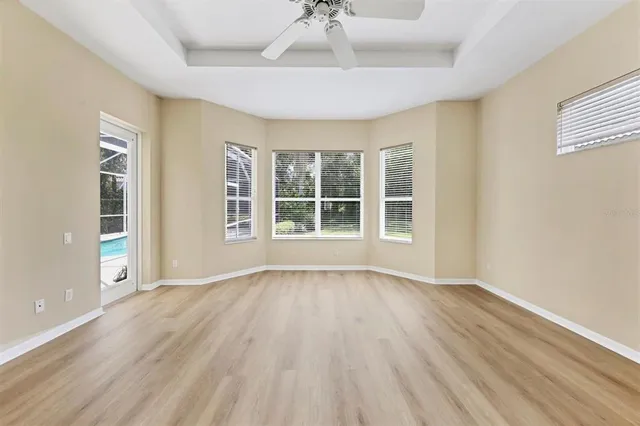 $715,000 | 6935 Lennox Place, University Park, FL 34201