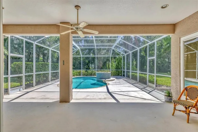 $715,000 | 6935 Lennox Place, University Park, FL 34201