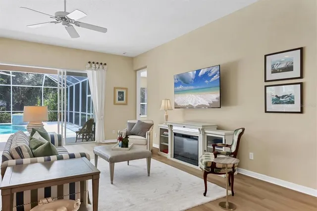 $715,000 | 6935 Lennox Place, University Park, FL 34201