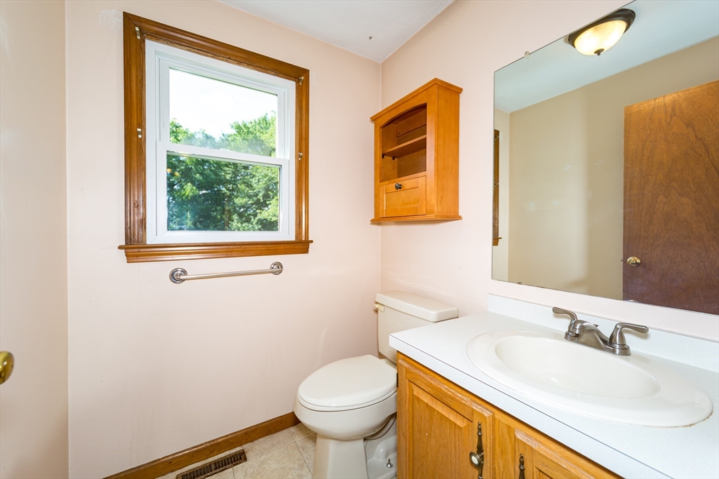 13 Meadowbrook Road, Unit 13 Millis, MA 02054 - Photo 9 of 36
