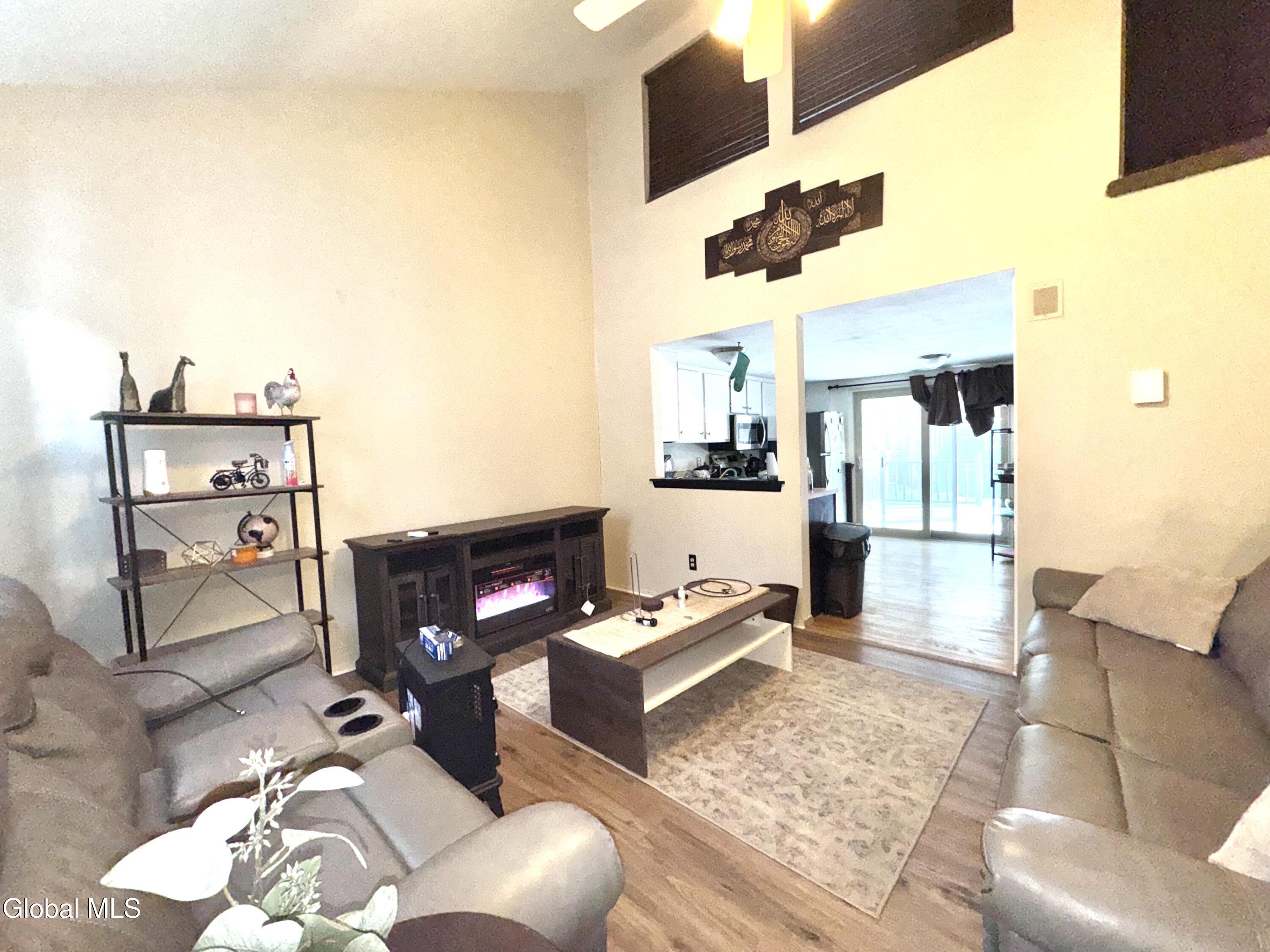 48 Wake Robin Road Ballston Spa, NY 12020 - Photo 7 of 19 IMG_3108