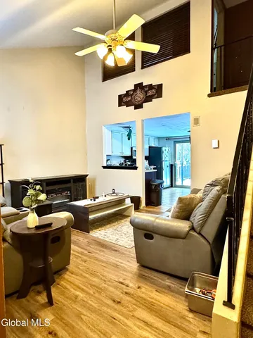 $3,000 | 48 Wake Robin Road, Ballston Spa, NY 12020