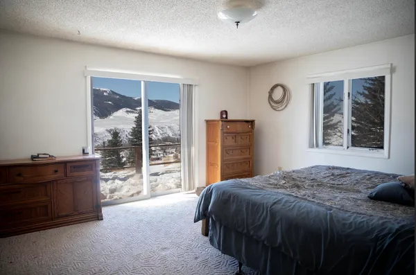 $679,000 | 608 Cliff Drive, Dubois, WY 82513