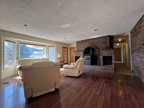 $679,000 | 608 Cliff Drive, Dubois, WY 82513