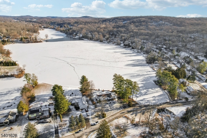 30 Scenic Drive Andover, NJ 07821 - Photo 25 of 30