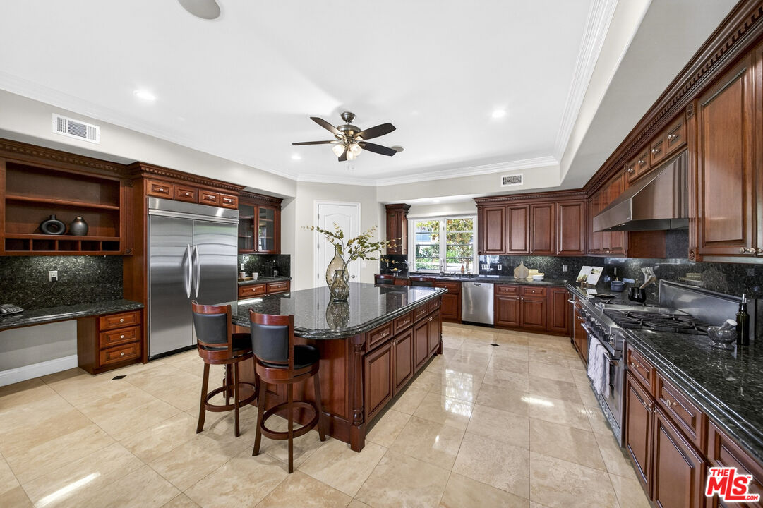 22355 South Summit Ridge Circle Chatsworth, CA 91311 - Photo 30 of 75