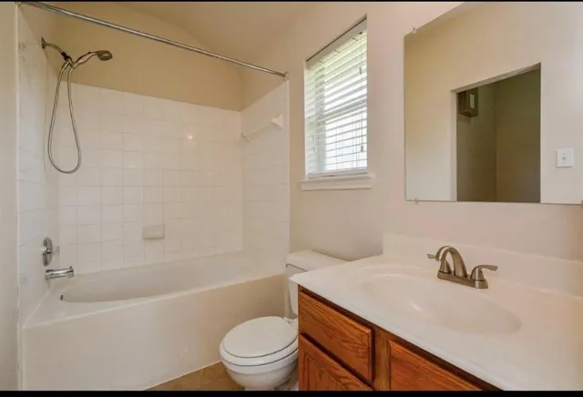 $2,100 | 19111 Remington Manor Drive, Cypress, TX 77433