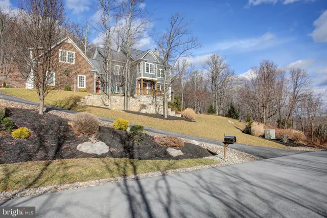 $990,000 | 12101 Mountainside Drive, Mercersburg, PA 17236