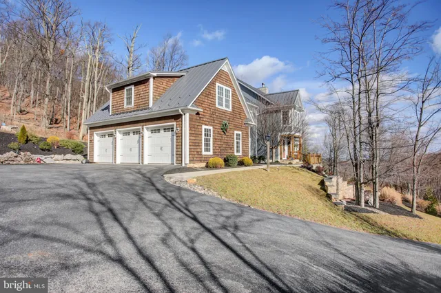$990,000 | 12101 Mountainside Drive, Mercersburg, PA 17236