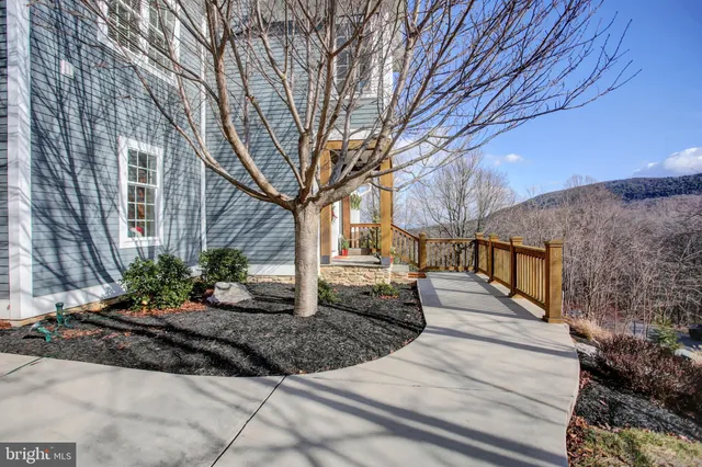 $990,000 | 12101 Mountainside Drive, Mercersburg, PA 17236