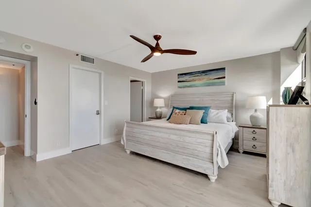 $1,750,000 | 3450 South Ocean Boulevard, Unit 806, Highland Beach, FL 33487