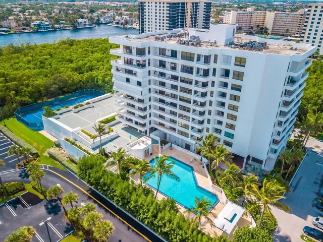 $1,750,000 | 3450 South Ocean Boulevard, Unit 806, Highland Beach, FL 33487