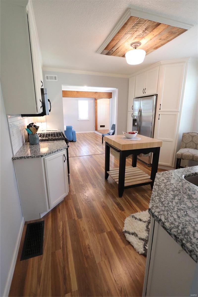 10800 Lacklink Road St. Louis, MO 63114 - Photo 15 of 31 Gallery Image 15