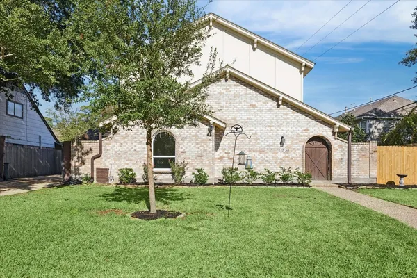 $318,000 | 11534 Cypresswood Drive, Houston, TX 77070