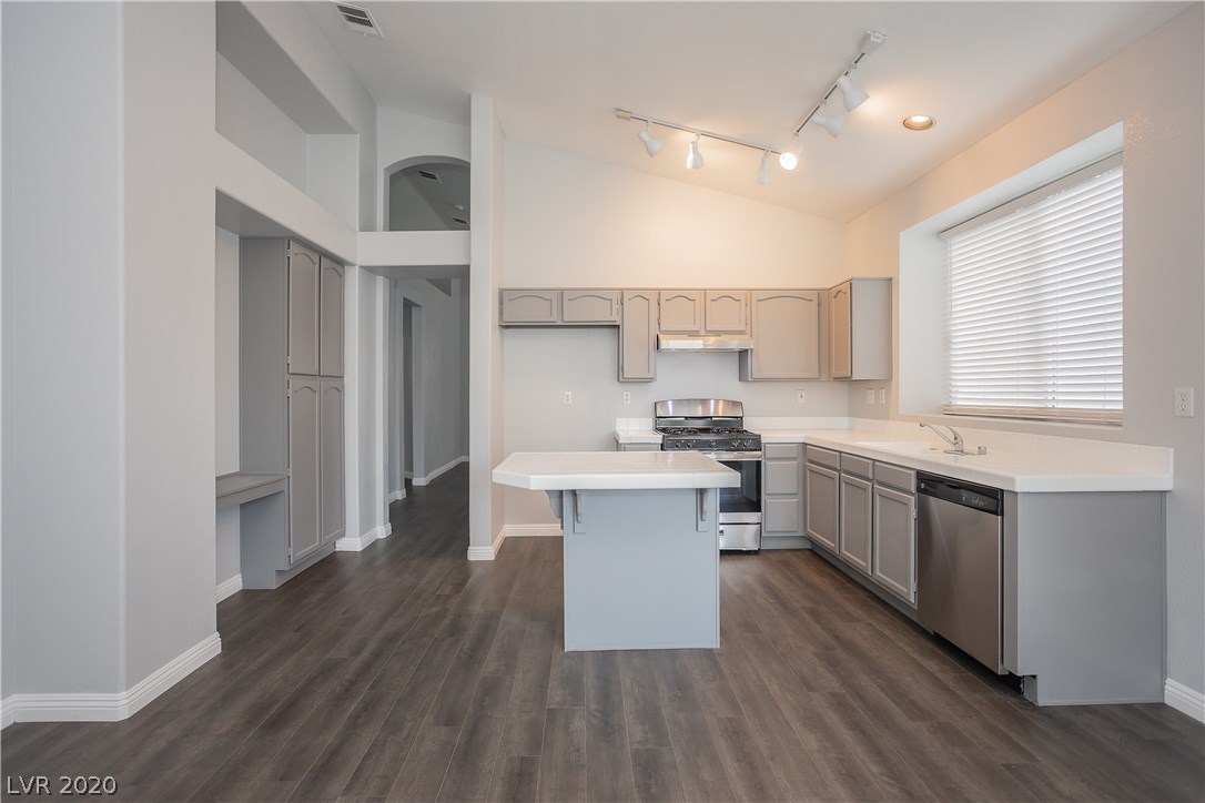 1734 Talon Avenue Henderson, NV 89074 - Photo 11 of 40