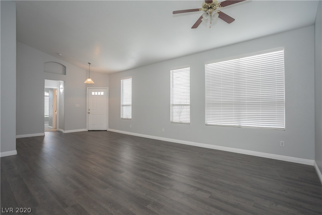 1734 Talon Avenue Henderson, NV 89074 - Photo 5 of 40