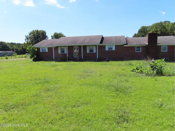 $97,200 | 641 Highway 561, Aulander, NC 27805