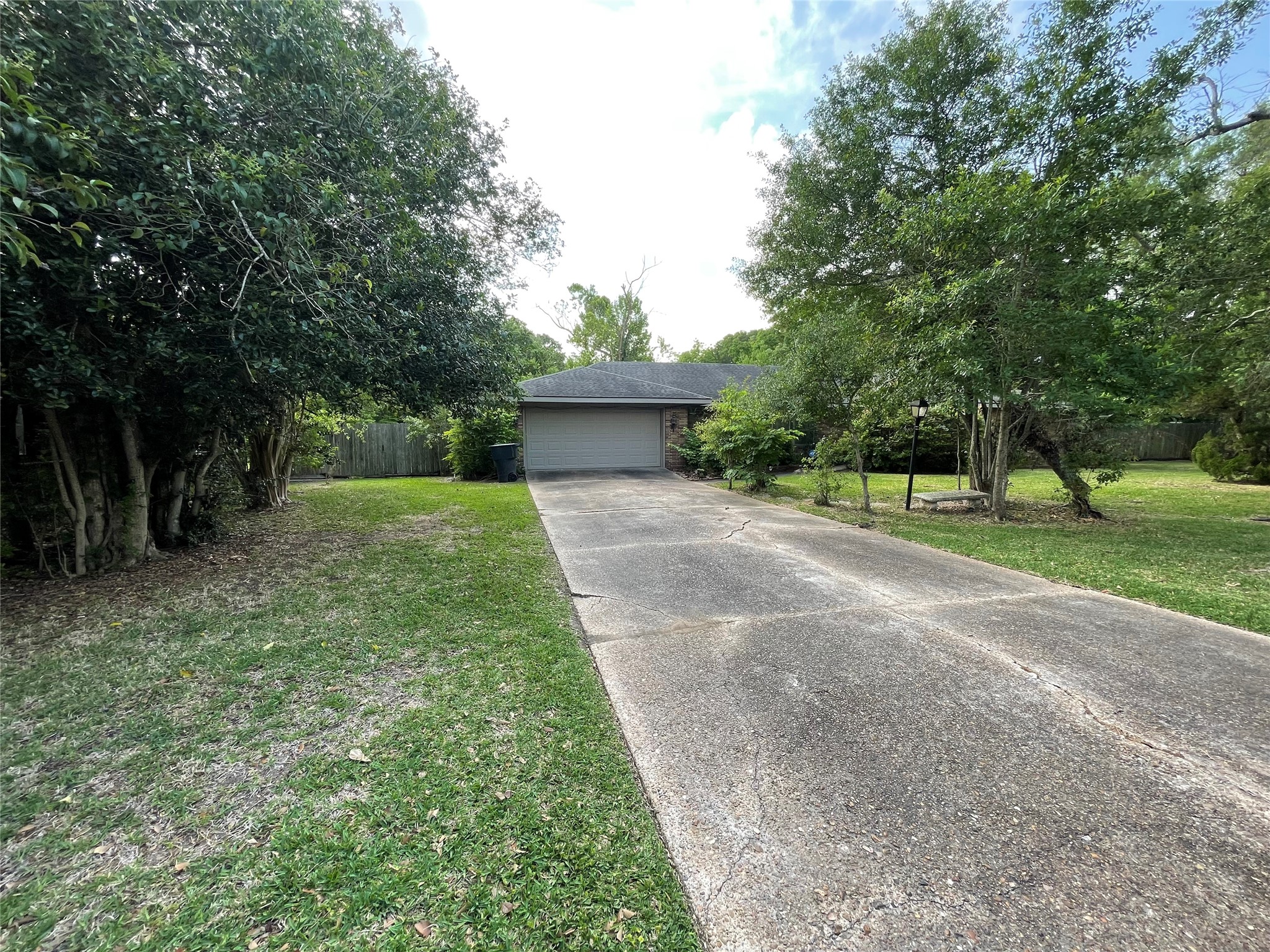6700 Howe Street Groves, TX 77619 - Photo 2 of 18