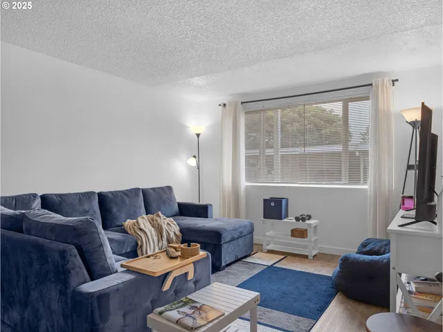 a en suite bathroom with a sink and mirror