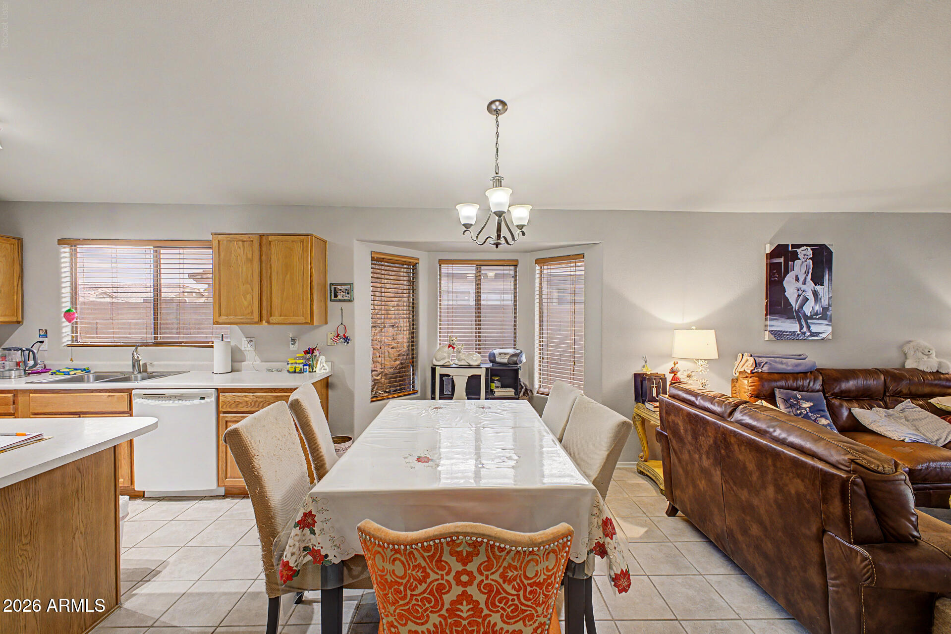 6458 West Saddlehorn Road Phoenix, AZ 85083 - Photo 8 of 20 13 - Saddlehorn