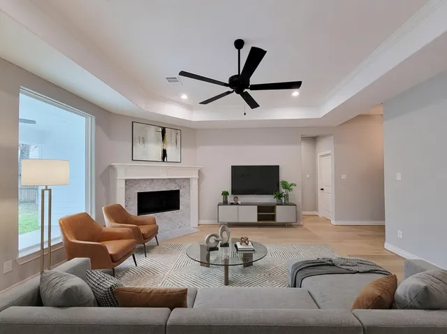 $455,000 | 10312 Lakewood Drive, Conroe, TX 77385