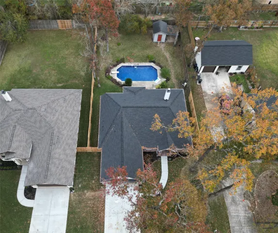 $455,000 | 10312 Lakewood Drive, Conroe, TX 77385