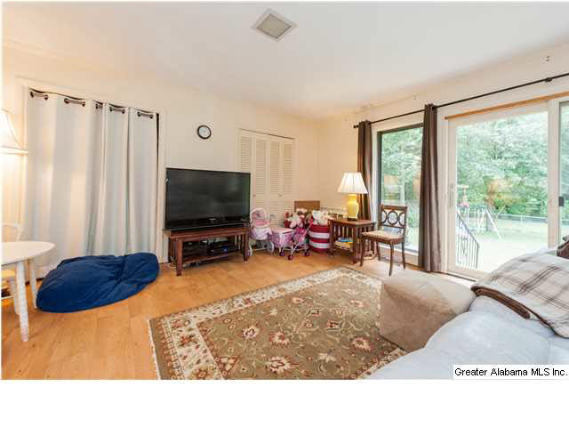 4375 MountainDale Road Birmingham, AL 35213 - Photo 16 of 32