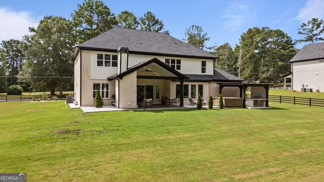 $1,200,000 | 1437 Leach Drive, Grayson, GA 30017