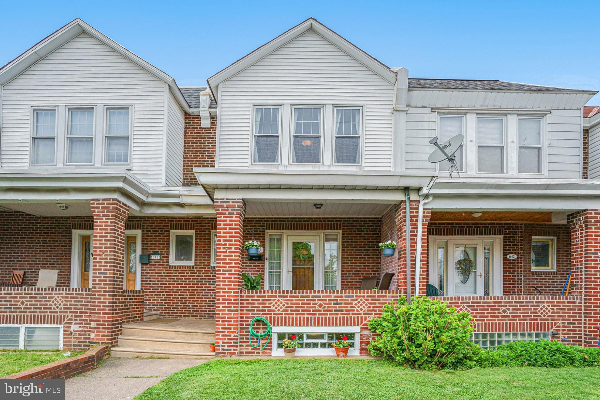 640 Roxborough Avenue Philadelphia, PA 19128 - Photo 1 of 26 Front exterior