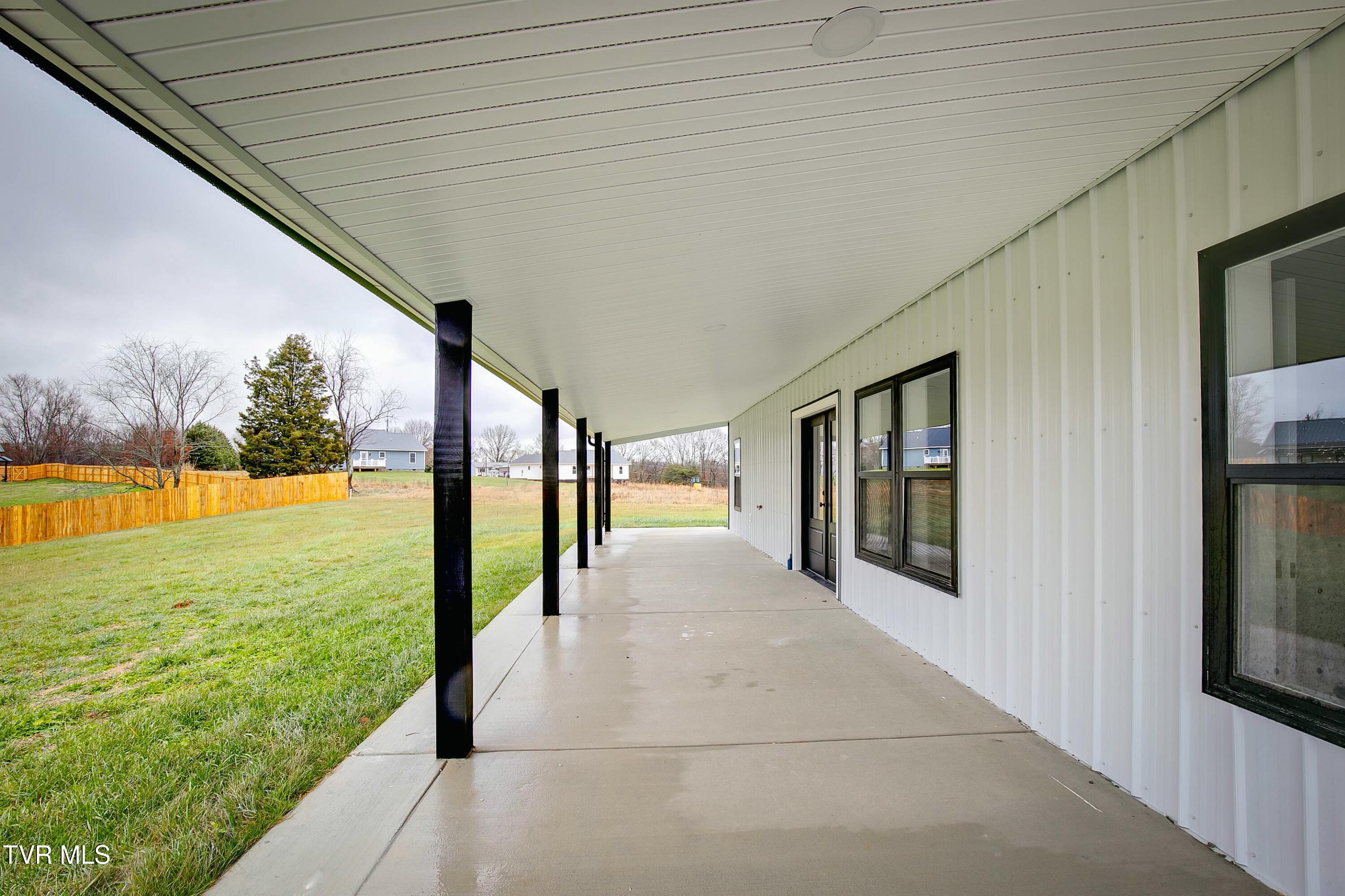 1285 Mt Zion Road Afton, TN 37616 - Photo 36 of 38 tempImage1M2hdP