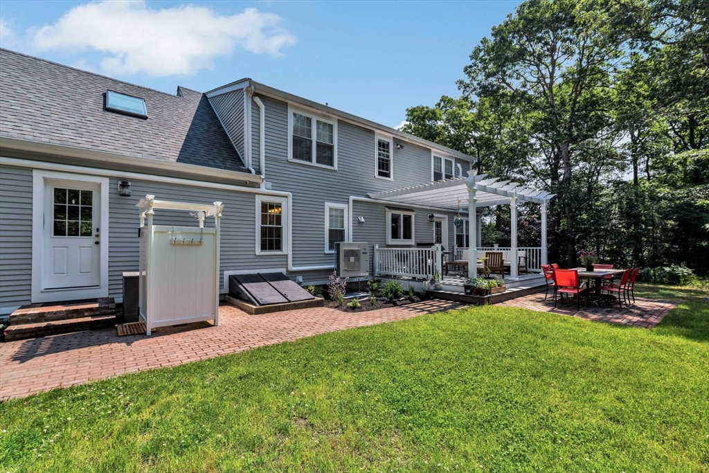 30 Bay Pine Road Harwich, MA 02645 - Photo 6 of 26 Gallery Image 6