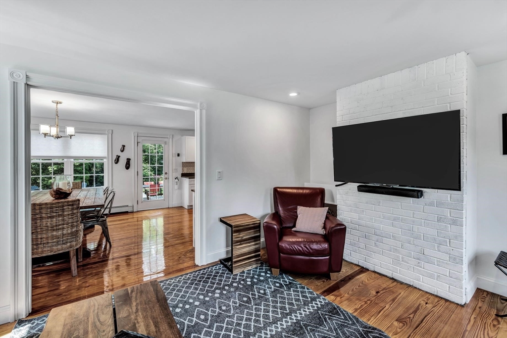 30 Bay Pine Road Harwich, MA 02645 - Photo 9 of 26 Gallery Image 9