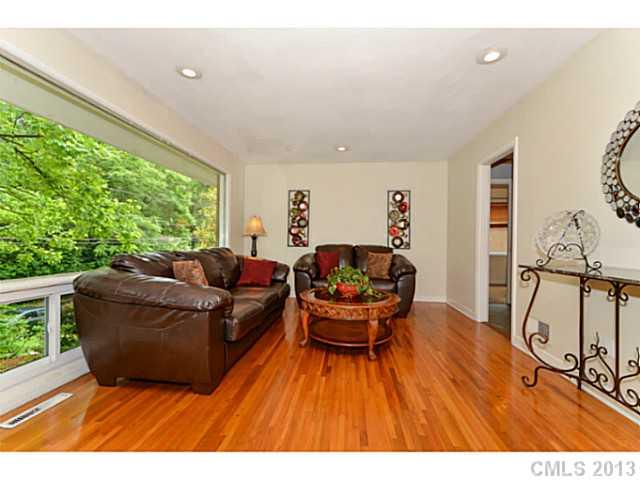 3000 Spring Valley Road Charlotte, NC 28210 - Photo 4 of 15 Gallery Image 4