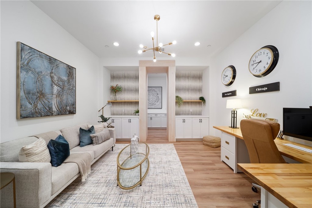 17042 Meteor Way Riverside, CA 92503 - Photo 21 of 75