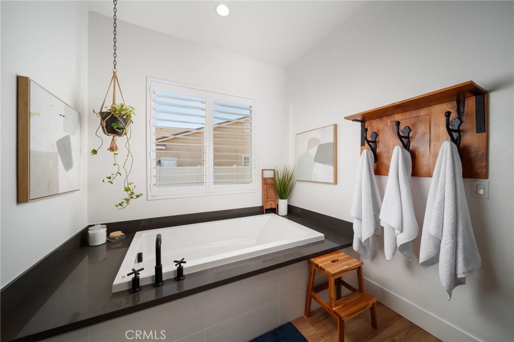 17042 Meteor Way Riverside, CA 92503 - Photo 27 of 75