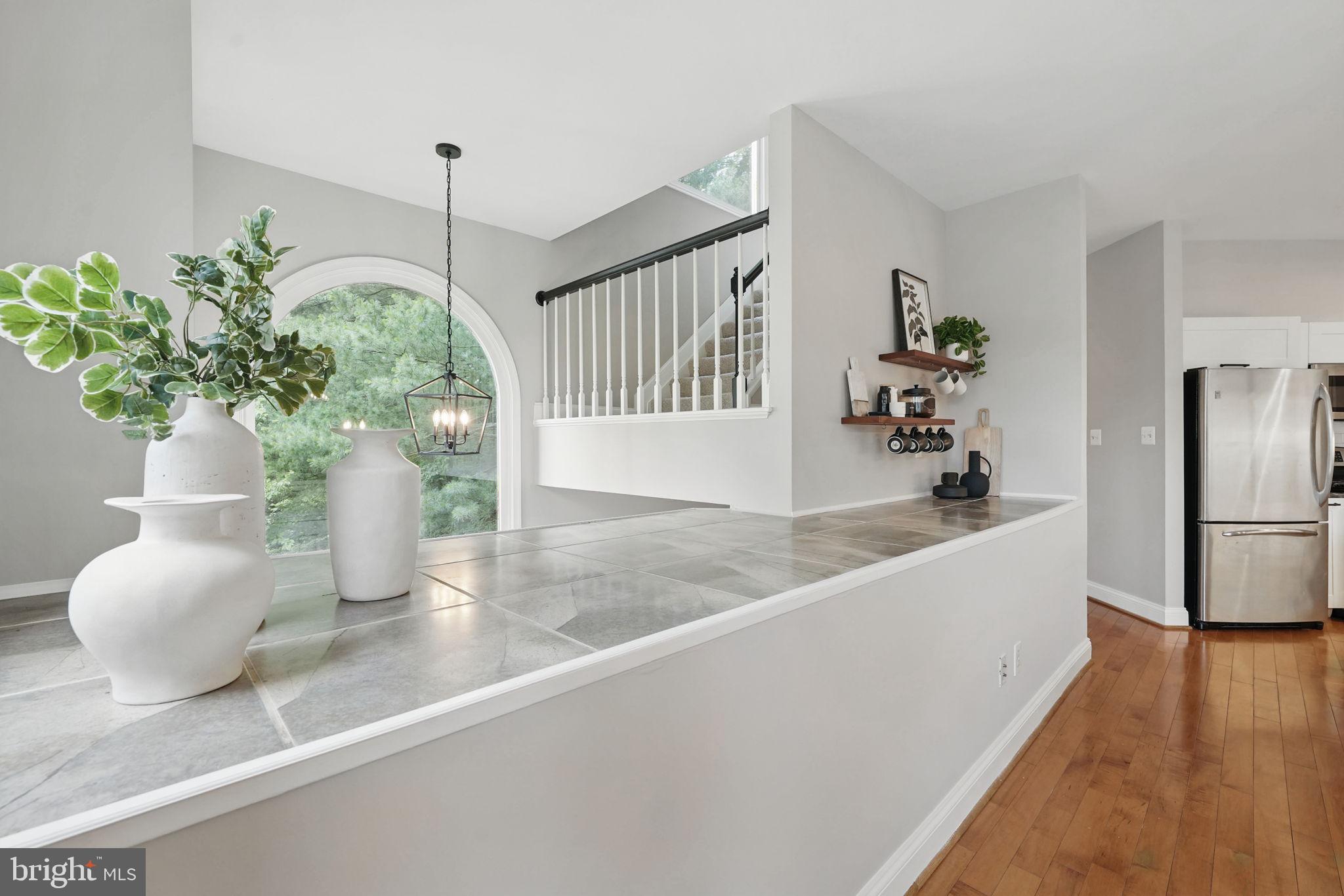 1393 Heritage Oak Way Reston, VA 20194 - Photo 24 of 80 Open concept with natural light from every angle