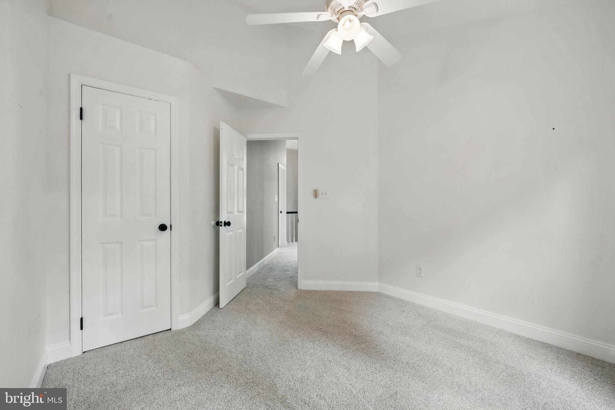 1393 Heritage Oak Way Reston, VA 20194 - Photo 36 of 80