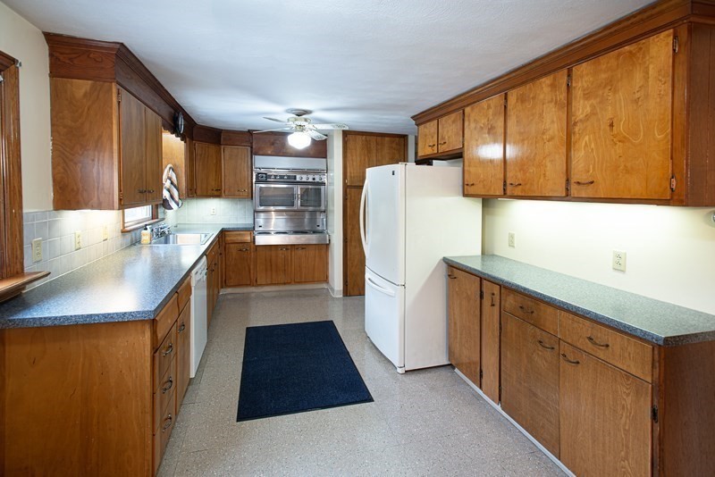 149 Prospect Street Hatfield, MA 01038 - Photo 7 of 36