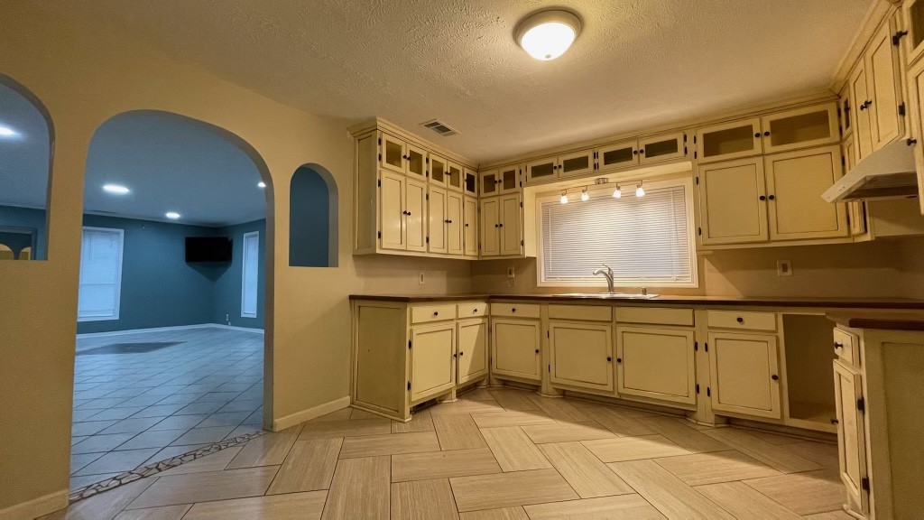 657 Moormans Arm Road Nashville, TN 37207 - Photo 4 of 27 Gallery Image 4